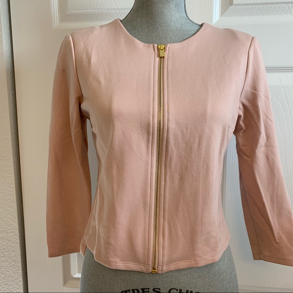 PHILOSOPHY blush pink cropped jacket with gold zipper front in size Small